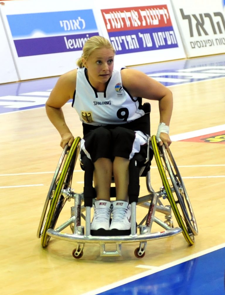 „Eine komplette Chancengleichheit wird es nicht geben, da die Behinderungen der Athleten zu unterschiedlich sind“, sagt Maria Kühn – hier in Aktion bei der Europameisterschaft 2011 in Israel. Foto: DRS/Joneck